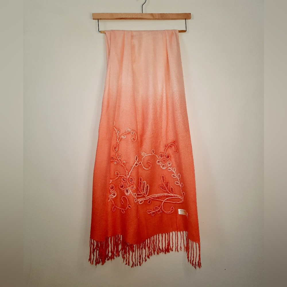 Pashmina Cashmere Scarf ๐ Peach-Orange Ombre - Picture 8 of 15